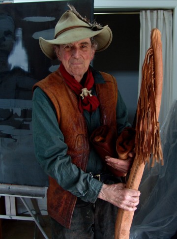 Don de Vivieros with handmade bow case